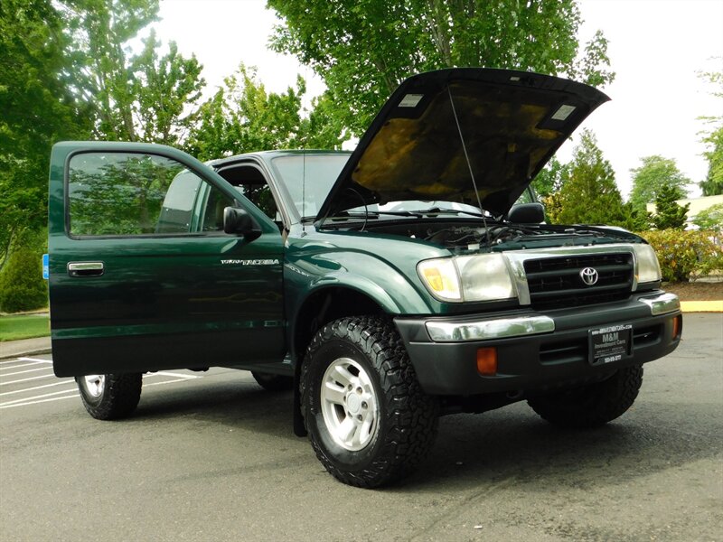 1999 Toyota Tacoma SR5 V6 4X4 /TRD OFF RD/ 5-SPEED / REAR  DIFF LOCKS   - Photo 28 - Portland, OR 97217