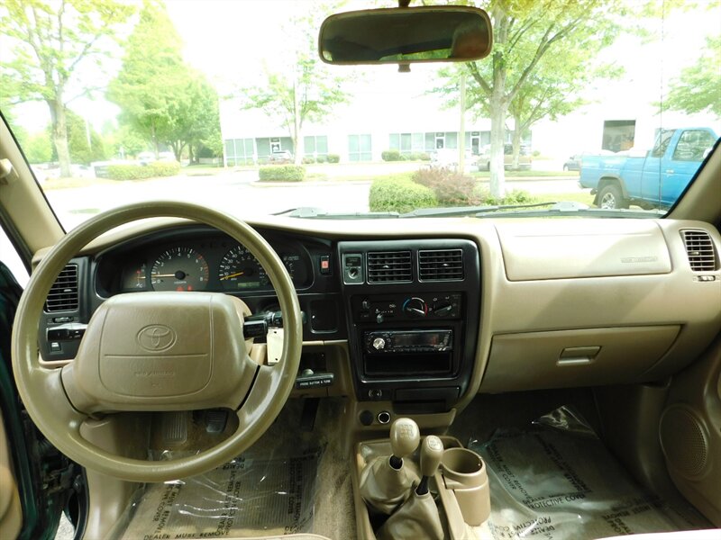 1999 Toyota Tacoma SR5 V6 4X4 /TRD OFF RD/ 5-SPEED / REAR  DIFF LOCKS   - Photo 12 - Portland, OR 97217