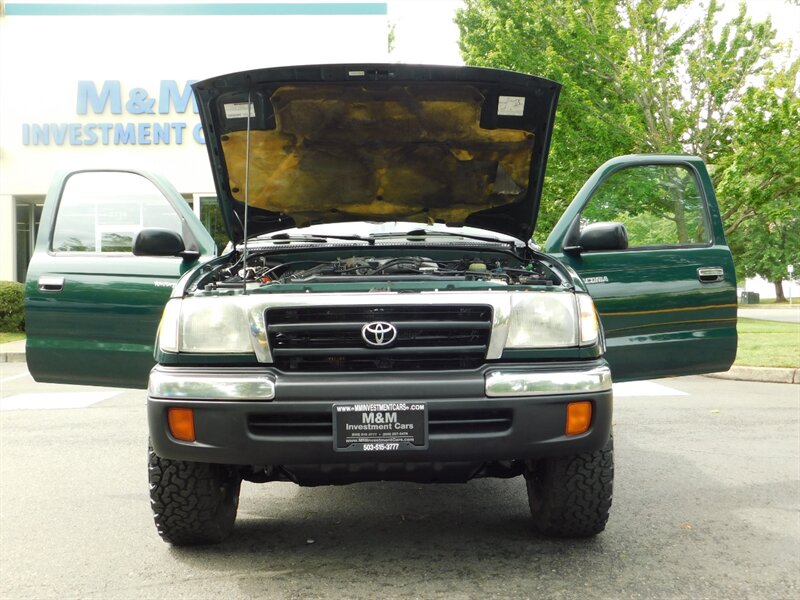 1999 Toyota Tacoma SR5 V6 4X4 /TRD OFF RD/ 5-SPEED / REAR  DIFF LOCKS   - Photo 29 - Portland, OR 97217