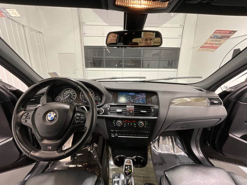 2014 BMW X3 xDrive35i AWD / LEATHER / SUNROOF / Pano Sunroof  / LOCAL RUST FREE - Photo 17 - Gladstone, OR 97027