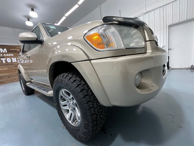 2006 Toyota Sequoia SR5 4X4 /4.7L V8 / NEW  TIRES/ ZERO RUST  / Navigation / FRESH TIMING BELT SERVICE DONE - Photo 34 - Gladstone, OR 97027