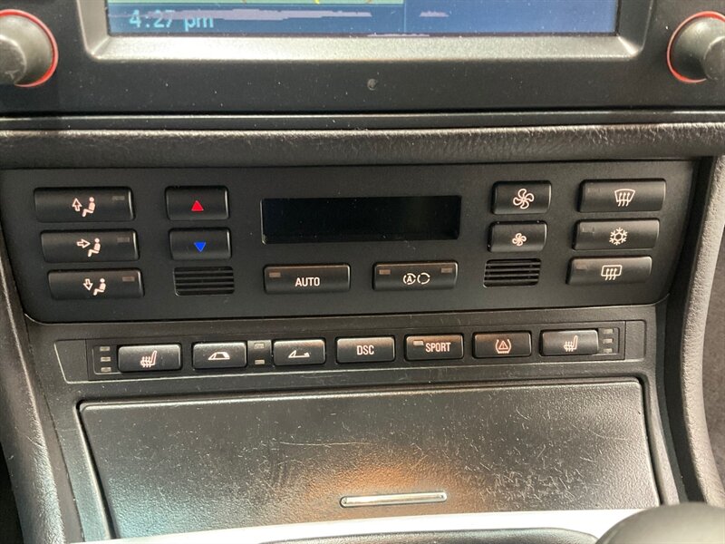 2005 BMW M3 Convertible / 3.2L 6Cyl / 6-SPEED MANUAL/69K MILES / Leather Heated Seats / Navigation / BRAND NEW TIRES / ZERO RUST - Photo 18 - Gladstone, OR 97027