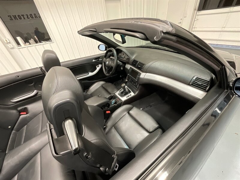 2005 BMW M3 Convertible / 3.2L 6Cyl / 6-SPEED MANUAL/69K MILES / Leather Heated Seats / Navigation / BRAND NEW TIRES / ZERO RUST - Photo 47 - Gladstone, OR 97027