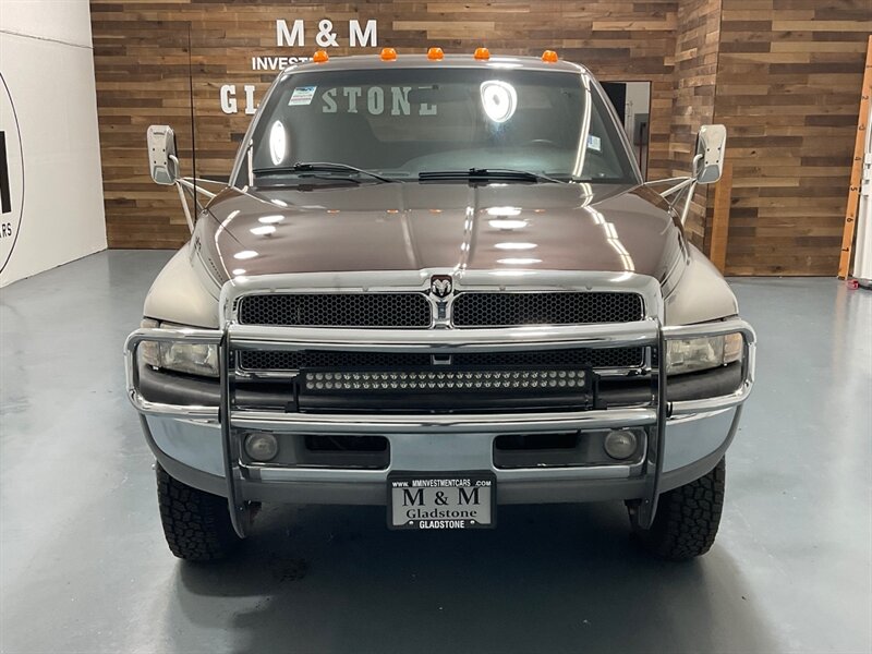 1998 Dodge Ram 3500 Laramie SLT 4X4 /5.9L DIESEL /12-VALVE / 5-SPEED  /DUALLY / ZERO RUST / ONLY 89,000 Miles Only - Photo 7 - Gladstone, OR 97027