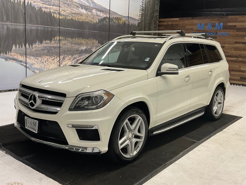 2013 Mercedes-Benz GL 550 4MATIC AWD / 4.6L V8 TWIN TURBO / 3RD SEAT  /Leather w. Heated & Cooled Seats / Navigation & Backup Camera / SHARP & CLEAN - Photo 1 - Gladstone, OR 97027