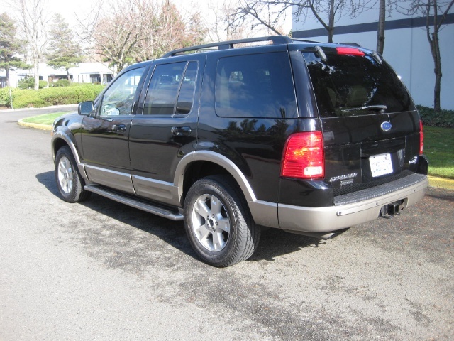 2003 Ford Explorer Eddie Bauer   - Photo 4 - Portland, OR 97217