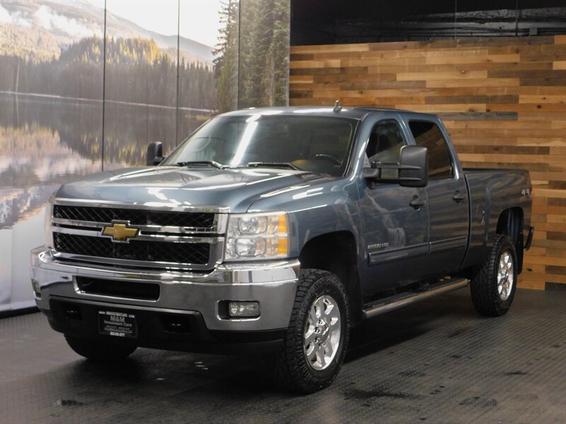 2011 Chevrolet Silverado 2500 LT Crew Cab 4X4 / 6.   - Photo 1 - Gladstone, OR 97027