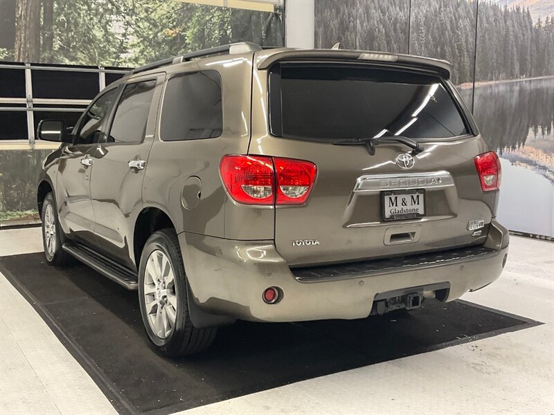 2010 Toyota Sequoia Limited 4X4 / Leather / Navigation / Sunroof  / RUST FREE / Heated Seats / 3RD ROW SEAT / Excel Cond - Photo 7 - Gladstone, OR 97027