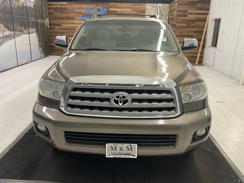 2010 Toyota Sequoia Limited 4X4 / Leather / Navigation / Sunroof  / RUST FREE / Heated Seats / 3RD ROW SEAT / Excel Cond - Photo 5 - Gladstone, OR 97027