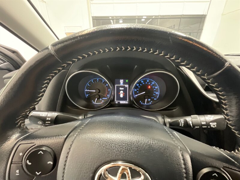 2017 Toyota Corolla iM Hatchback / 1.8L 4Cyl /Backup Camera/ Automatic  / ONLY 55,000 MILES - Photo 43 - Gladstone, OR 97027