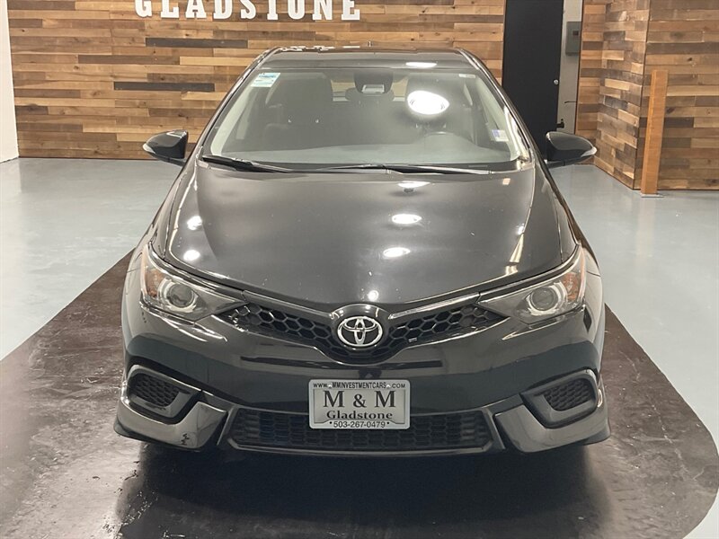 2017 Toyota Corolla iM Hatchback / 1.8L 4Cyl /Backup Camera/ Automatic  / ONLY 55,000 MILES - Photo 6 - Gladstone, OR 97027