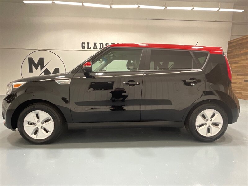 2016 Kia Soul Soul EV + Sport Utility / NEW TIRES /48K Miles  / Leather w. Heated & Cooled Seats / Navigation & Camera / Electric - Photo 3 - Gladstone, OR 97027