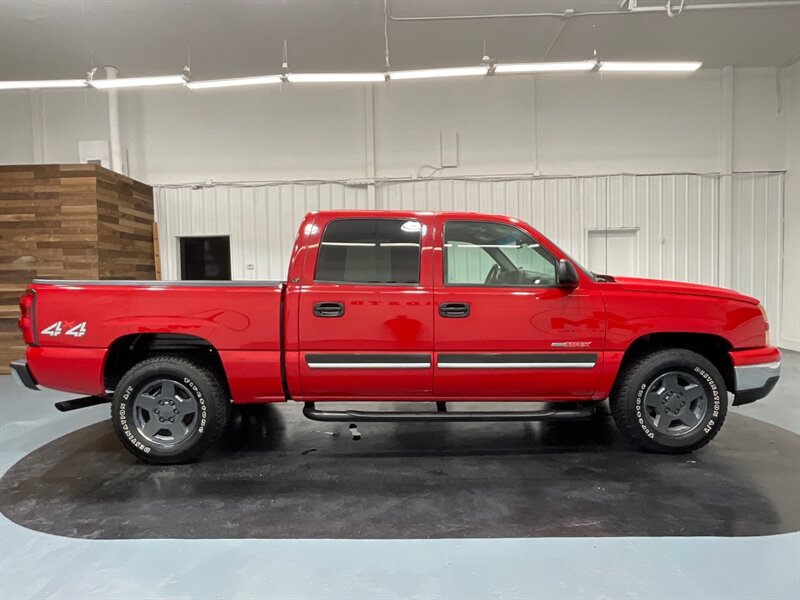 2006 Chevrolet Silverado 1500 LT Crew Cab 4X4 / 6.0L V8 / Leather Heated Seats  / LOCAL NO RUST - Photo 4 - Gladstone, OR 97027