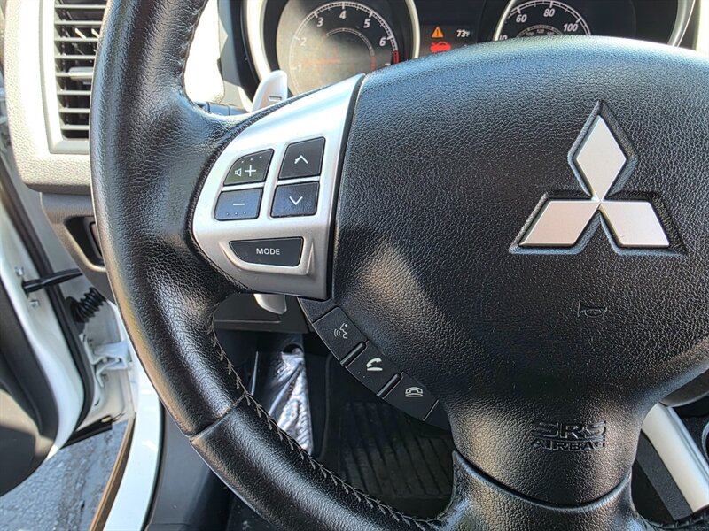 2013 Mitsubishi Outlander Sport ES 2WD 4-Cyl , 2.0L / PADDLE SHIFTS / Fresh Trade / Excellent Condition - Photo 31 - Portland, OR 97217