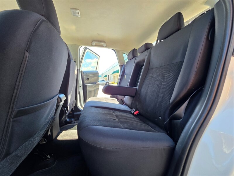 2013 Mitsubishi Outlander Sport ES 2WD 4-Cyl , 2.0L / PADDLE SHIFTS / Fresh Trade / Excellent Condition - Photo 15 - Portland, OR 97217