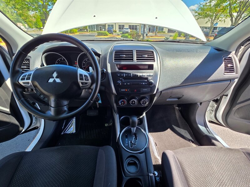 2013 Mitsubishi Outlander Sport ES 2WD 4-Cyl , 2.0L / PADDLE SHIFTS / Fresh Trade / Excellent Condition - Photo 17 - Portland, OR 97217
