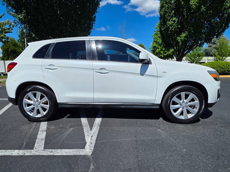 2013 Mitsubishi Outlander Sport ES 2WD 4-Cyl , 2.0L / PADDLE SHIFTS / Fresh Trade / Excellent Condition - Photo 4 - Portland, OR 97217