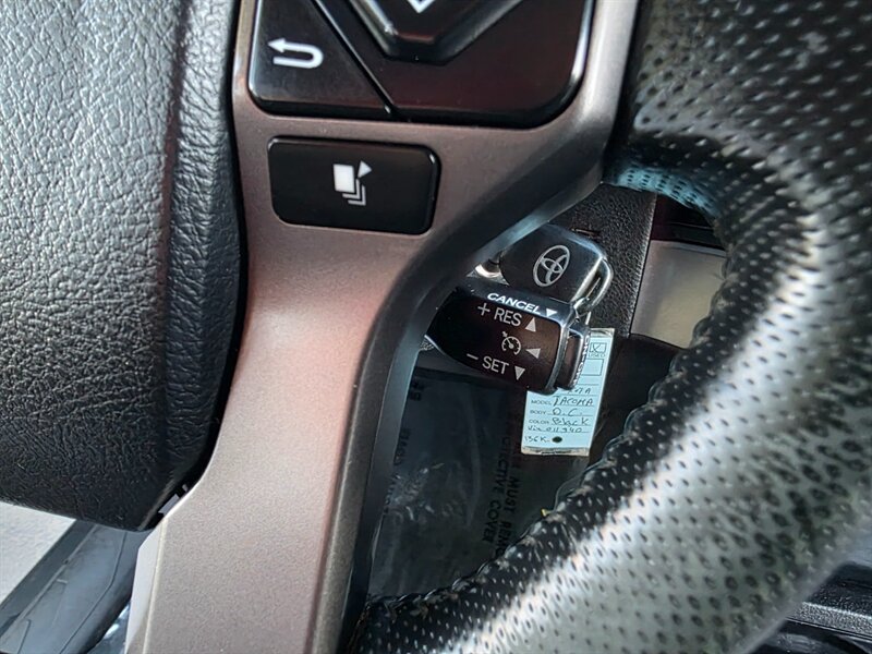 2016 Toyota Tacoma DOUBLE CAB 4X4 V6 3.5L / LOCAL TRUCK / LIFTED !! - Photo 36 - Portland, OR 97217