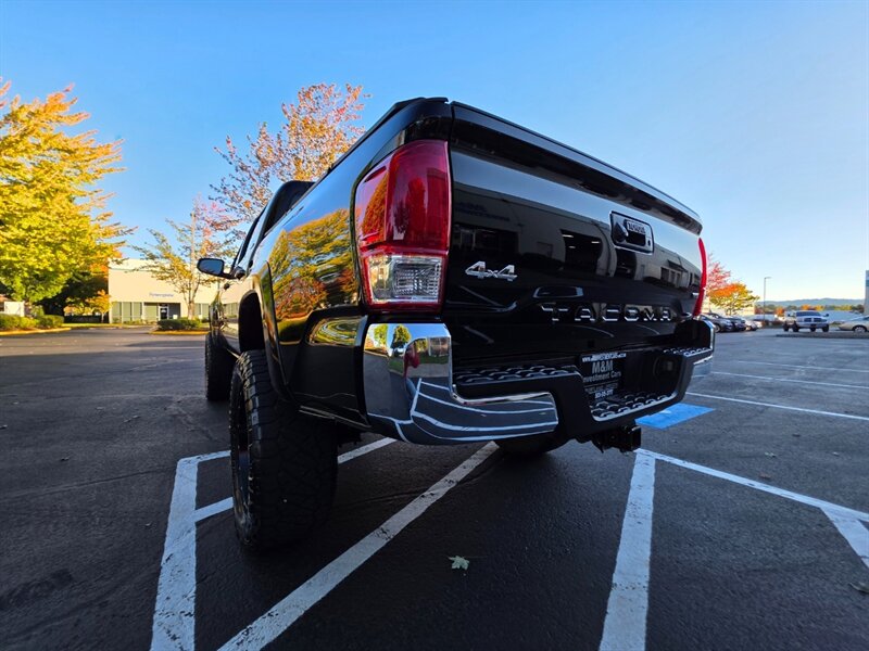 2016 Toyota Tacoma DOUBLE CAB 4X4 V6 3.5L / LOCAL TRUCK / LIFTED !! - Photo 12 - Portland, OR 97217