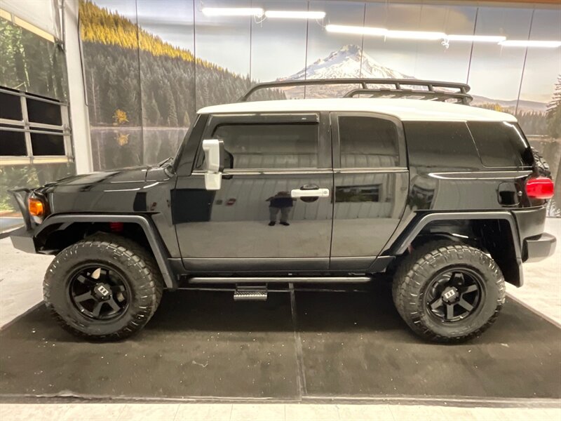 2010 Toyota FJ Cruiser  / LOCAL SUV / RUST FREE / Backup Camera / E-LOCKER - Photo 3 - Gladstone, OR 97027