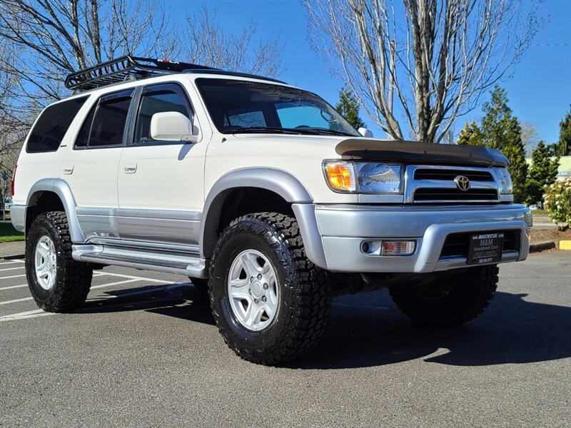 2000 Toyota 4Runner Limited 4X4 / V6 3.4L / LEATHER / REAR  DIFFERENTIAL LOCKER / NEW LIFT / NEW TIMING BELT / 122,000 MILES - Photo 2 - Portland, OR 97217