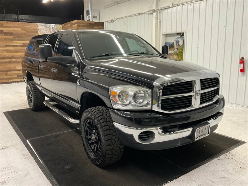 2007 Dodge Ram 2500 SLT Quad Cab 4X4 / 6.7L DIESEL /1-OWNER / 90K MILE  / LOCAL TRUCK / RUST FREE / LEVELED w. 33 " TIRES & 18 " WHEELS - Photo 2 - Gladstone, OR 97027