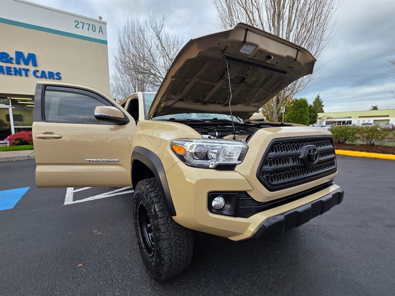 2017 Toyota Tacoma 6-SPEED V6 TRD / DIFF LOCK / BF GOODRICH / LIFTED / METHOD WHEELS / MATCHING CANOPY / MANUAL TRANSMISSION - Photo 26 - Portland, OR 97217