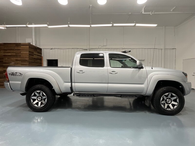 2007 Toyota Tacoma V6 SR5  Double Cab 4X4 / 4.0L V6 / TRD SPORT Pkg  / ZERO RUST - Photo 4 - Gladstone, OR 97027