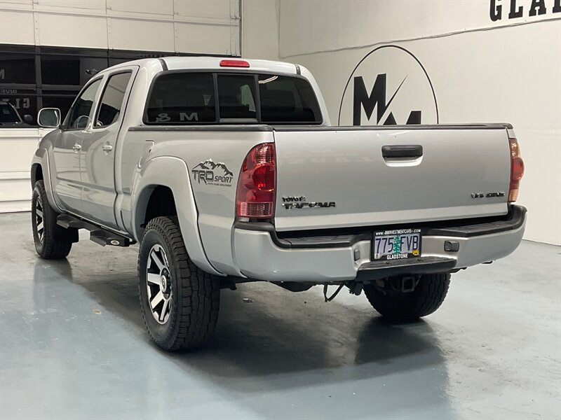 2007 Toyota Tacoma V6 SR5  Double Cab 4X4 / 4.0L V6 / TRD SPORT Pkg  / ZERO RUST - Photo 7 - Gladstone, OR 97027