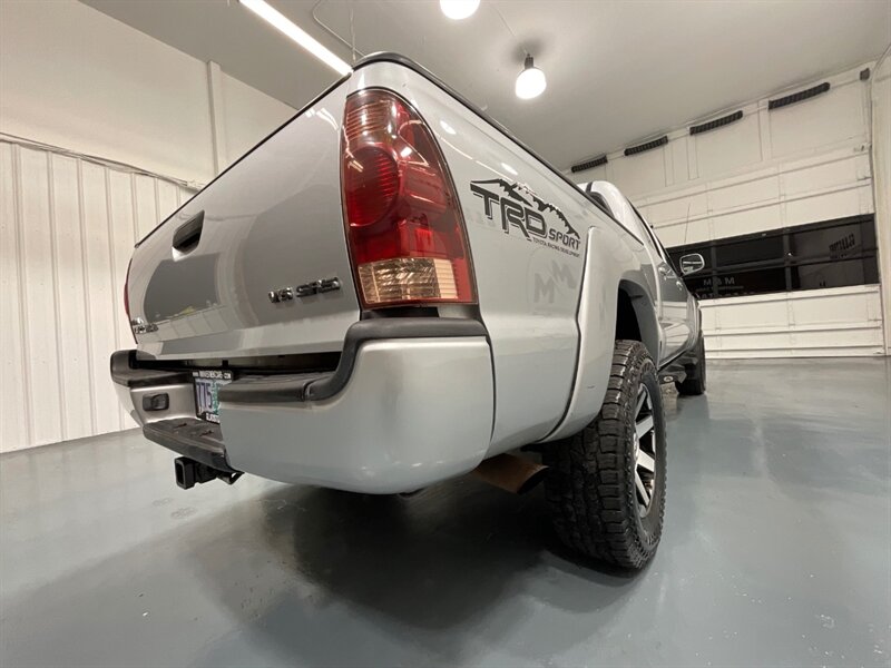 2007 Toyota Tacoma V6 SR5  Double Cab 4X4 / 4.0L V6 / TRD SPORT Pkg  / ZERO RUST - Photo 33 - Gladstone, OR 97027