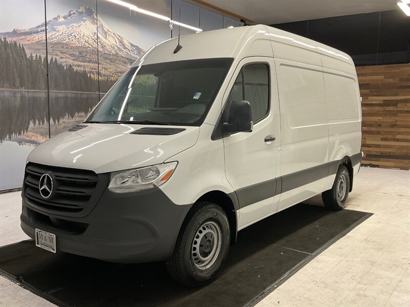 2020 Mercedes-Benz Sprinter 2500 CARGO VAN / 3.0L V6 DIESEL / 1,700 MILES  / HIGH ROOF w. 144 " WB / LIKE NEW - Photo 1 - Gladstone, OR 97027