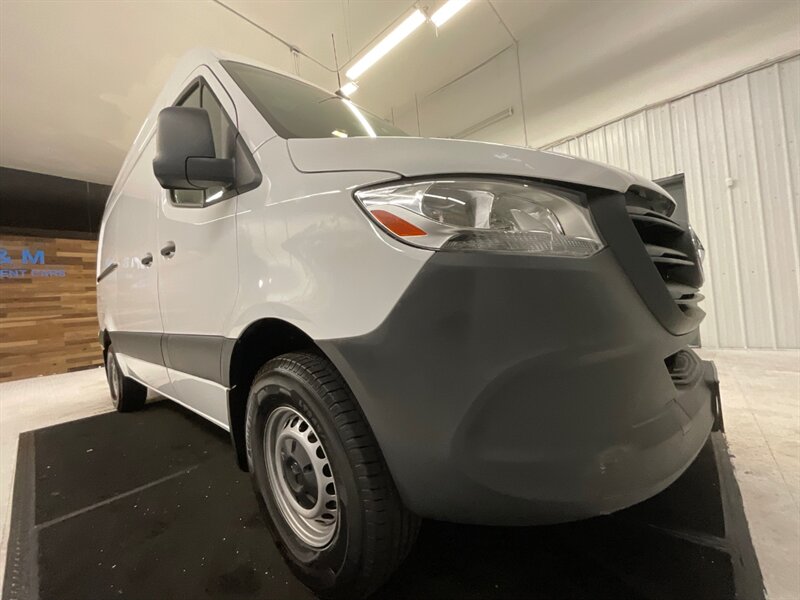 2020 Mercedes-Benz Sprinter 2500 CARGO VAN / 3.0L V6 DIESEL / 1,700 MILES  / HIGH ROOF w. 144 " WB / LIKE NEW - Photo 28 - Gladstone, OR 97027