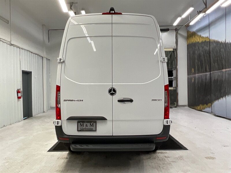 2020 Mercedes-Benz Sprinter 2500 CARGO VAN / 3.0L V6 DIESEL / 1,700 MILES  / HIGH ROOF w. 144 " WB / LIKE NEW - Photo 6 - Gladstone, OR 97027