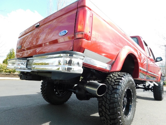 1997 Ford F-350 XLT / Crew Cab / 7.3L DIESEL / LIFTED LIFTED   - Photo 11 - Portland, OR 97217