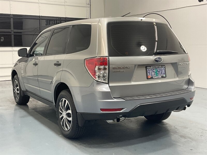 2010 Subaru Forester 2.5X Sport Utility AWD / 5-SPEED MANUAL / LOCAL   - Photo 8 - Gladstone, OR 97027