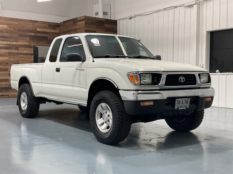 1997 Toyota Tacoma V6 Extra Cab 4X4 / 3.4L V6 / FRESH TIMING BELT SER  / ZERO RUST - Photo 46 - Gladstone, OR 97027