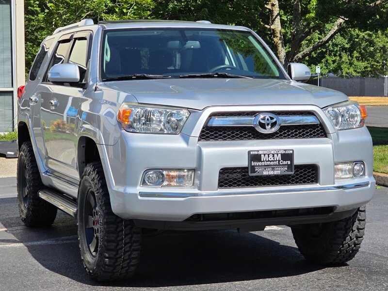 2011 Toyota 4Runner 4X4 / V6 / 7-SEATS / sunroof / NEW TIRES & LIFT / 3RD SEAT / EXCELLENT HISTORY - Photo 2 - Portland, OR 97217