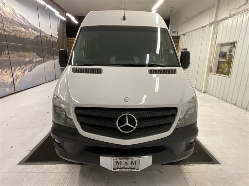 2014 Mercedes-Benz Sprinter 2500 Passenger 3.0L V6 DIESEL / High Roof 170 " WB  / 12-Passenger w. CARGO AREA / Navigation & Backup Camera / HIGHROOF & 170 " WB / BRAND NEW TIRES - Photo 5 - Gladstone, OR 97027