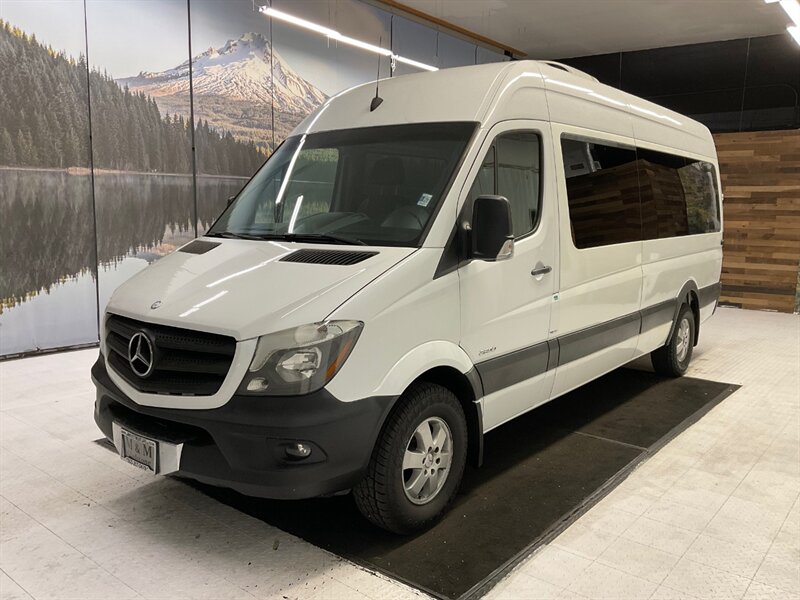 2014 Mercedes-Benz Sprinter 2500 Passenger 3.0L V6 DIESEL / High Roof 170 " WB  / 12-Passenger w. CARGO AREA / Navigation & Backup Camera / HIGHROOF & 170 " WB / BRAND NEW TIRES - Photo 25 - Gladstone, OR 97027