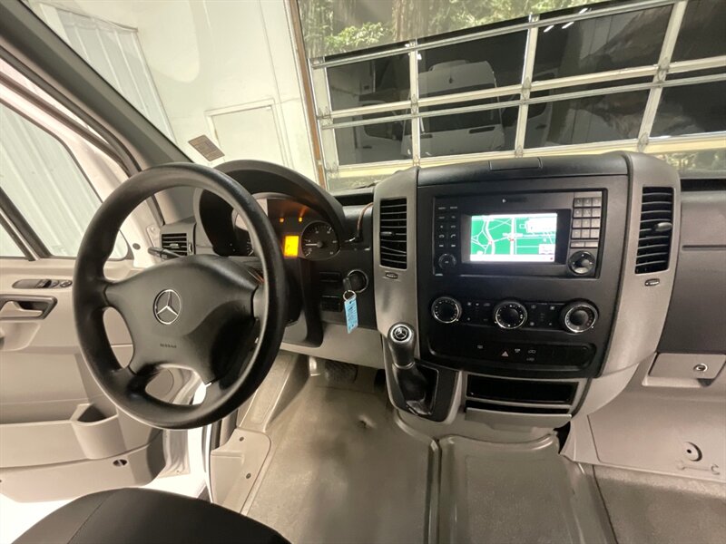 2014 Mercedes-Benz Sprinter 2500 Passenger 3.0L V6 DIESEL / High Roof 170 " WB  / 12-Passenger w. CARGO AREA / Navigation & Backup Camera / HIGHROOF & 170 " WB / BRAND NEW TIRES - Photo 20 - Gladstone, OR 97027