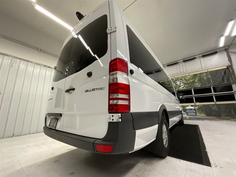 2014 Mercedes-Benz Sprinter 2500 Passenger 3.0L V6 DIESEL / High Roof 170 " WB  / 12-Passenger w. CARGO AREA / Navigation & Backup Camera / HIGHROOF & 170 " WB / BRAND NEW TIRES - Photo 26 - Gladstone, OR 97027