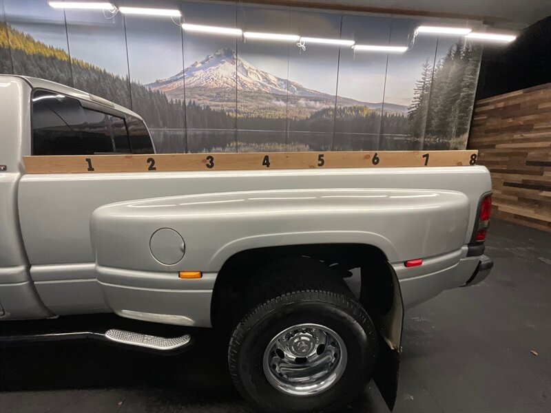 2001 Dodge Ram 3500 SLT DRW / 6 SPEED MANUAL / 5.9L DIESEL / LOW MILE  4Dr QUAD CAB / BRAND NEW TIRES / LOCAL / RUST FREE / EXCELLENT SHAPE !! - Photo 4 - Gladstone, OR 97027