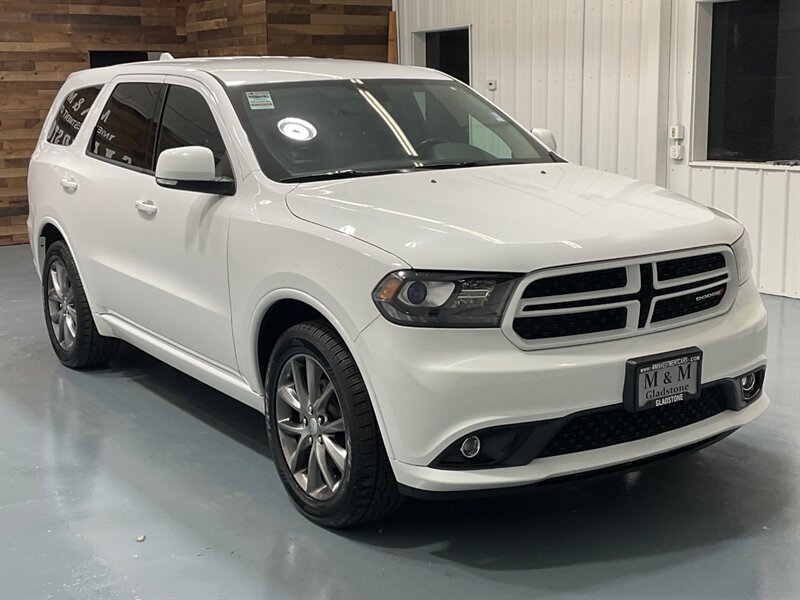 2018 Dodge Durango GT Sport Utility AWD / 3.6L V6 / 3RD ROW SEAT / Backup Camera / Towing Pkg / ZERO RUST - Photo 2 - Gladstone, OR 97027