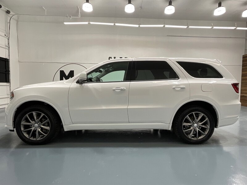 2018 Dodge Durango GT Sport Utility AWD / 3.6L V6 / 3RD ROW SEAT / Backup Camera / Towing Pkg / ZERO RUST - Photo 3 - Gladstone, OR 97027