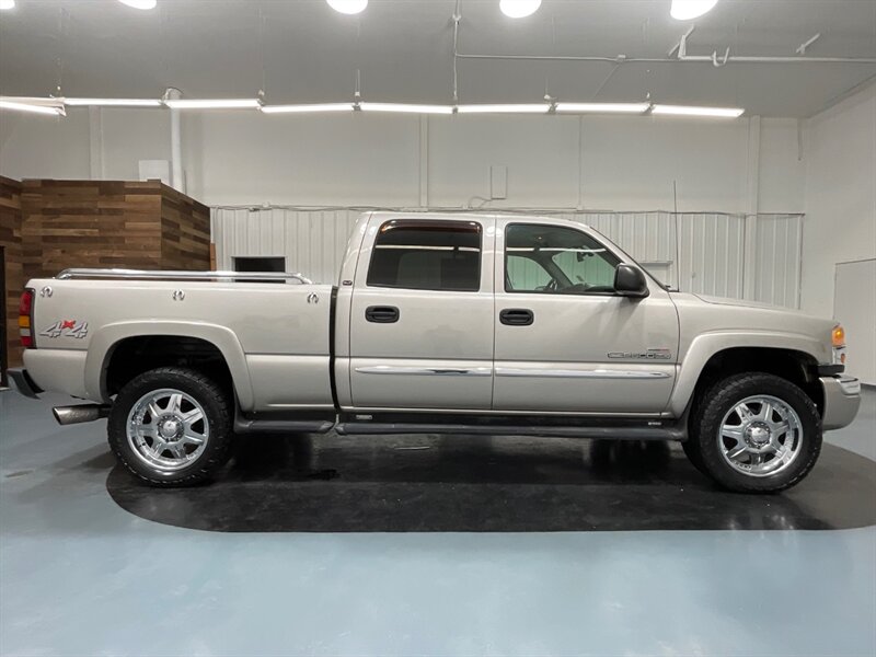 2005 GMC Sierra 2500 SLT Crew Cab 4X4/ 6.6L DURAMAX DIESEL /LOCAL TRUCK  / ZERO RUST - Photo 4 - Gladstone, OR 97027