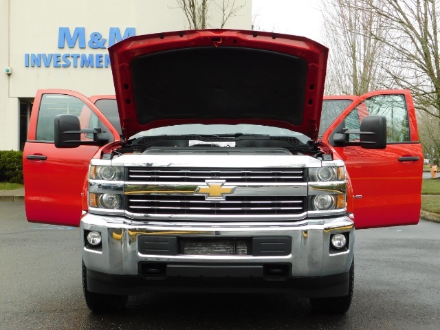 2015 Chevrolet Silverado 2500 LT Z71 / 4X4 / 6.6 L DURAMAX DIESEL / Leather   - Photo 31 - Portland, OR 97217