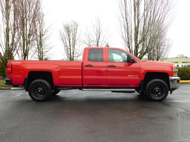 2015 Chevrolet Silverado 2500 LT Z71 / 4X4 / 6.6 L DURAMAX DIESEL / Leather   - Photo 4 - Portland, OR 97217