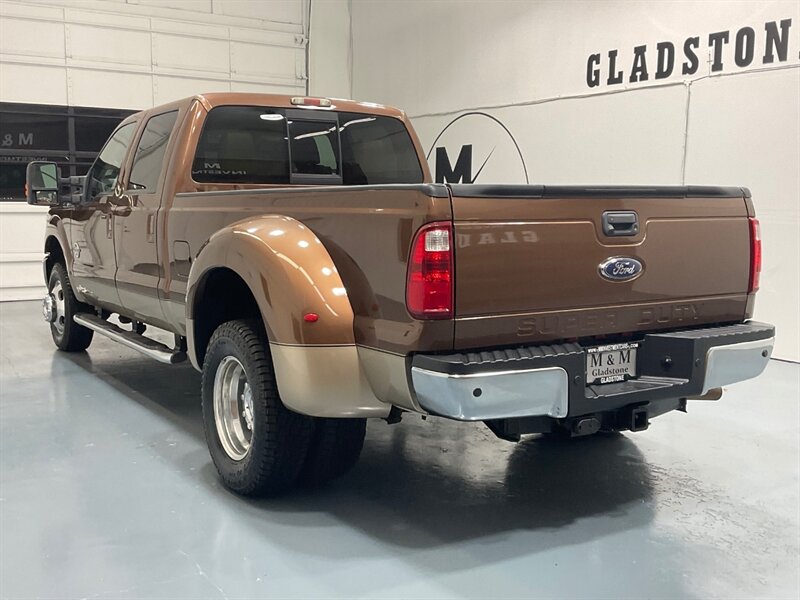2011 Ford F-350 Lariat Crew Cab 4X4/ 6.7L DIESEL / DUALLY /1-OWNER / BRAND NEW SET OF TIRES / Leather Seats / Navigation & Backup Camera / ZERO RUST - Photo 8 - Gladstone, OR 97027