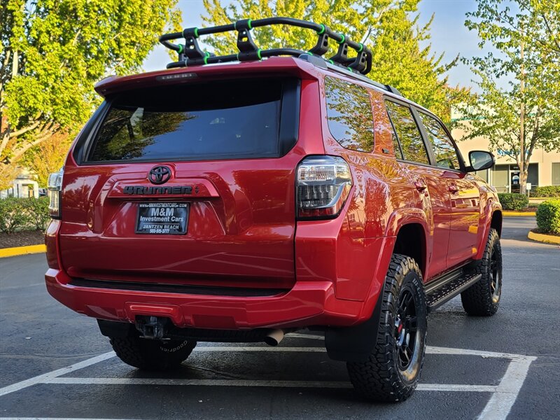 2020 Toyota 4Runner SR5 Premium 4X4 / LEATHER / 3RD SEAT / LIFTED  / NEW TRD WHEELS & TIRES / SUN ROOF / FACTORY WARRANTY - Photo 8 - Portland, OR 97217