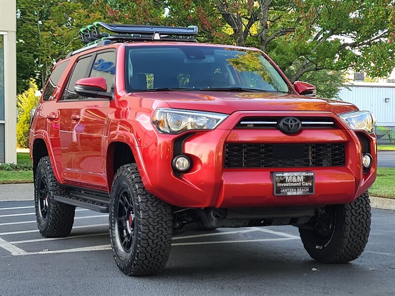 2020 Toyota 4Runner SR5 Premium 4X4 / LEATHER / 3RD SEAT / LIFTED  / NEW TRD WHEELS & TIRES / SUN ROOF / FACTORY WARRANTY - Photo 62 - Portland, OR 97217